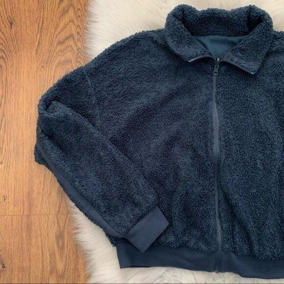 - Fabletics Jacket Size XS - Picture 6 of 14